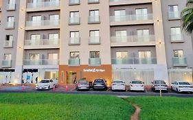 فندق سروات بارك جده Sarwat Park Hotel Jeddah
